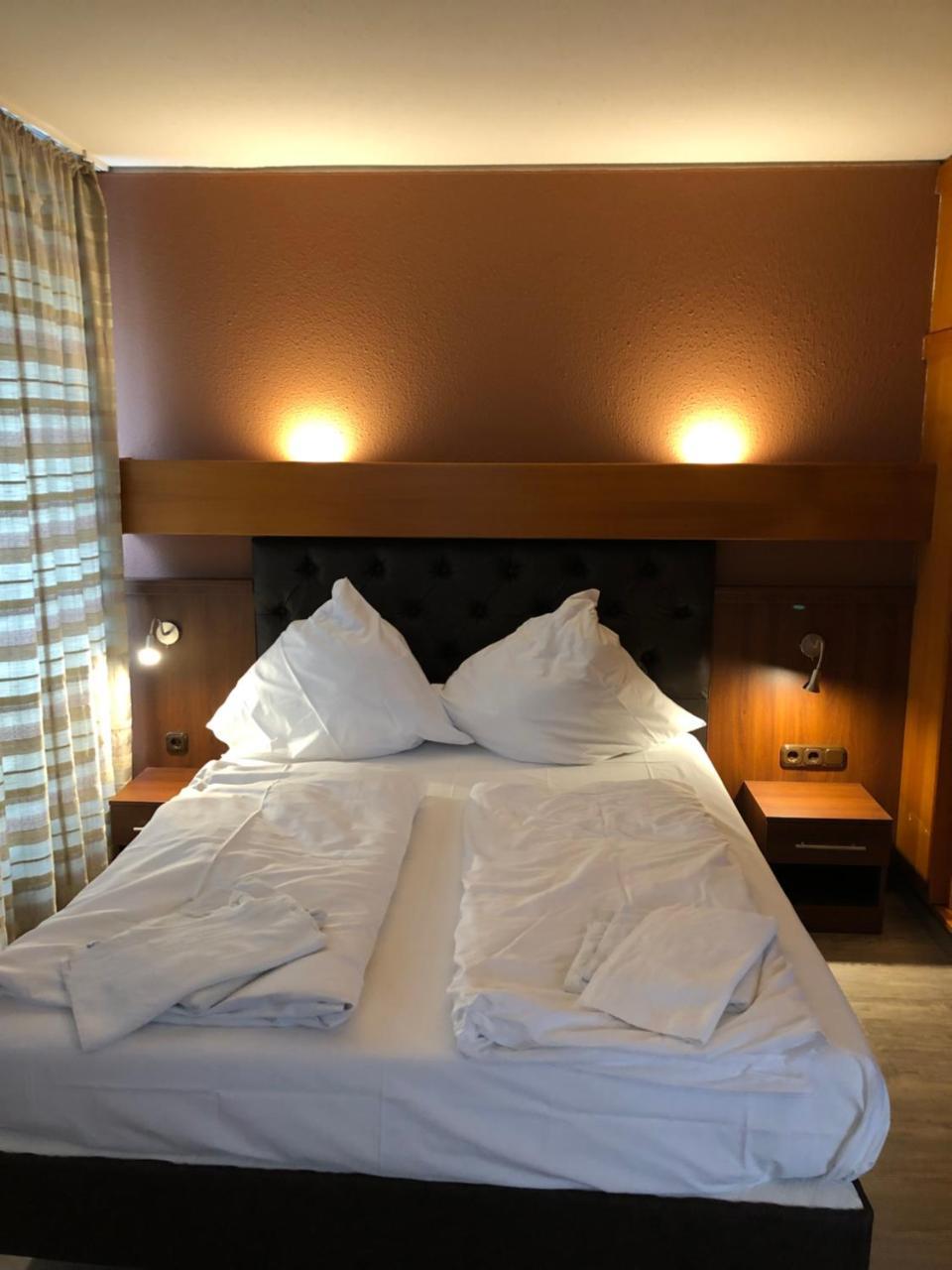 Hotel Poseidon Bayreuth Buitenkant foto