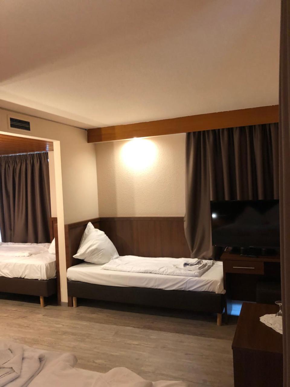 Hotel Poseidon Bayreuth Buitenkant foto